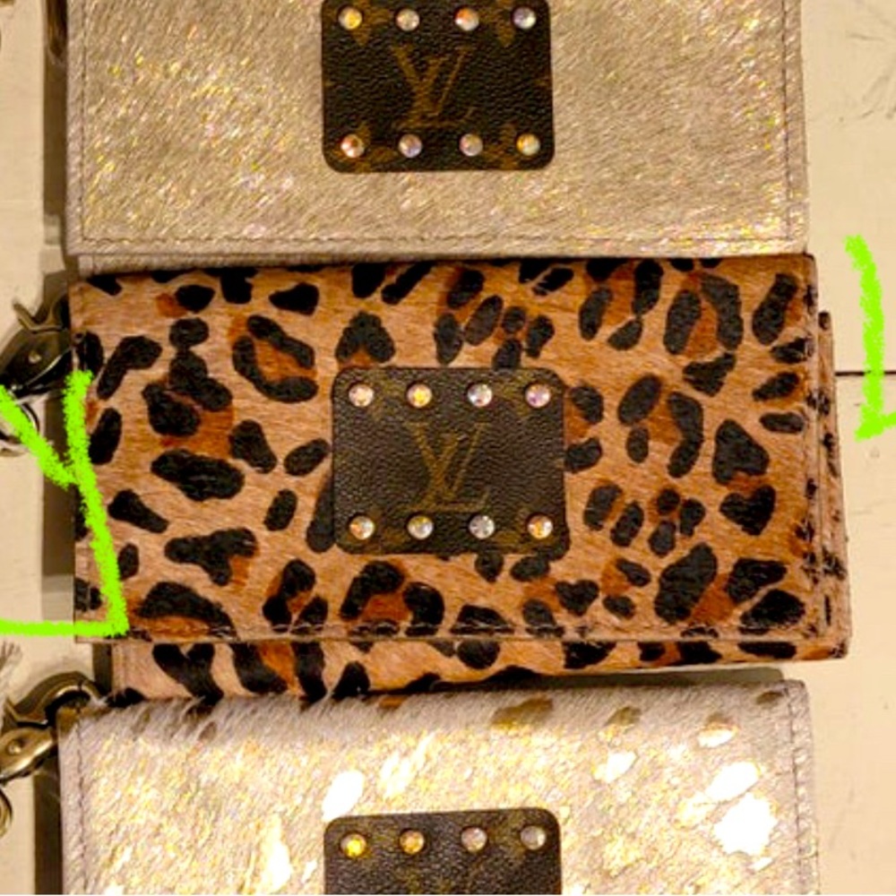 Keep It Gypsy Gold Leo Wallet